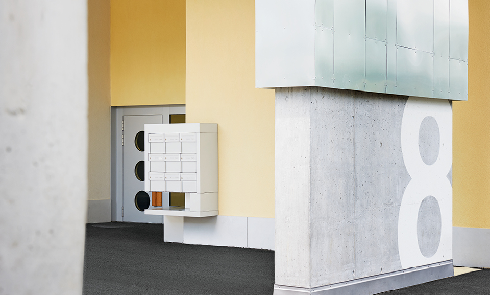 Mailbox s: 77 | Zürich